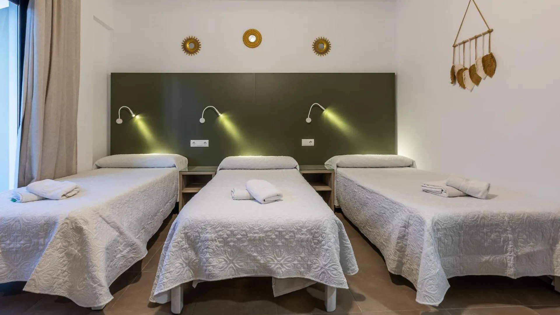 Hotel Hostal Alicante San Antonio Abad
