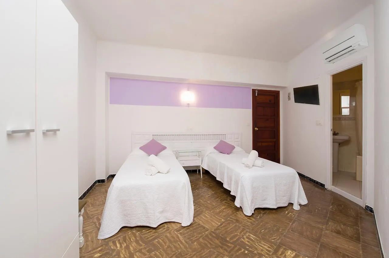 Hostal Alicante San Antonio Abad Hotel