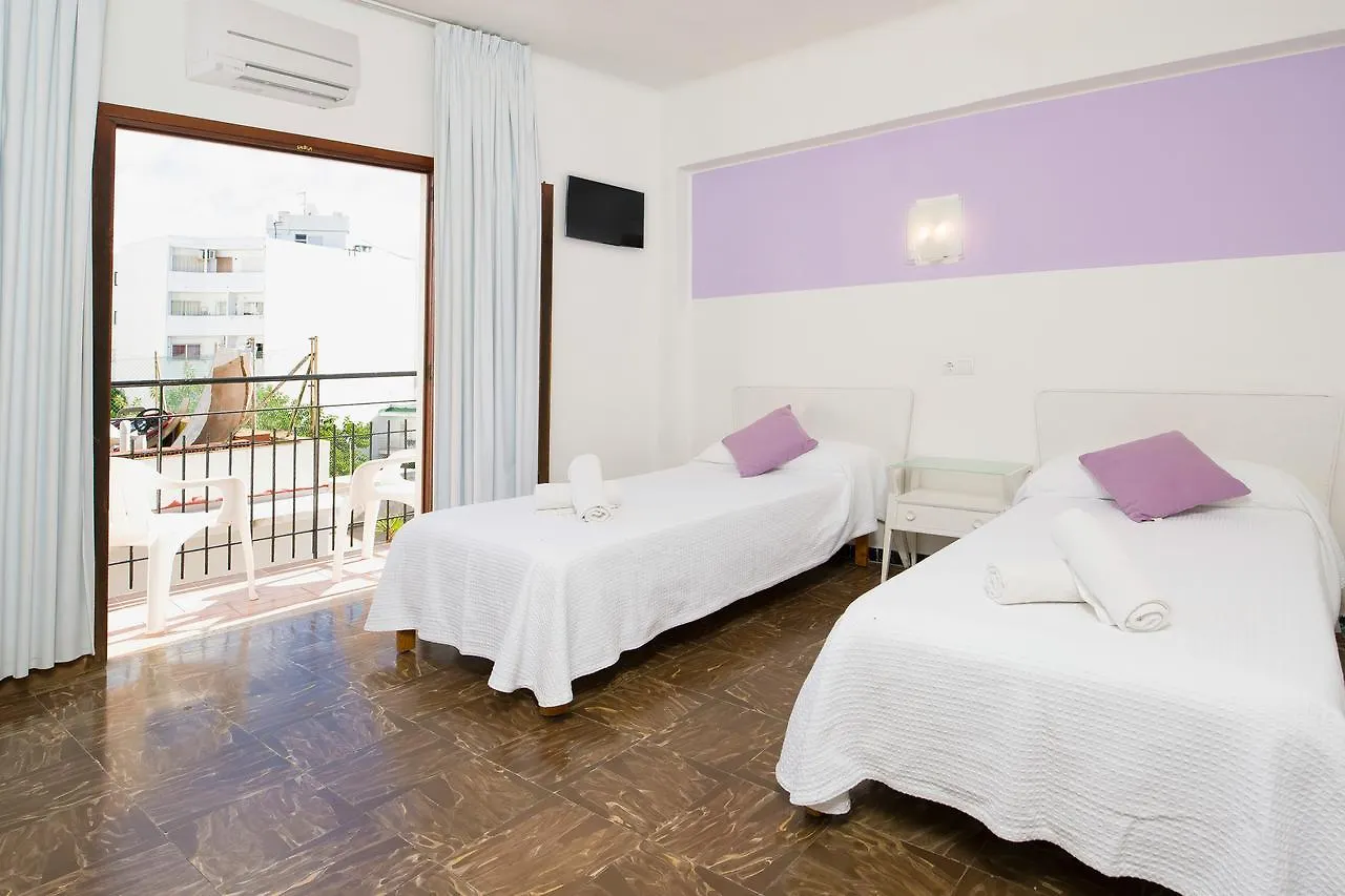 Hotel Hostal Alicante San Antonio Abad España
