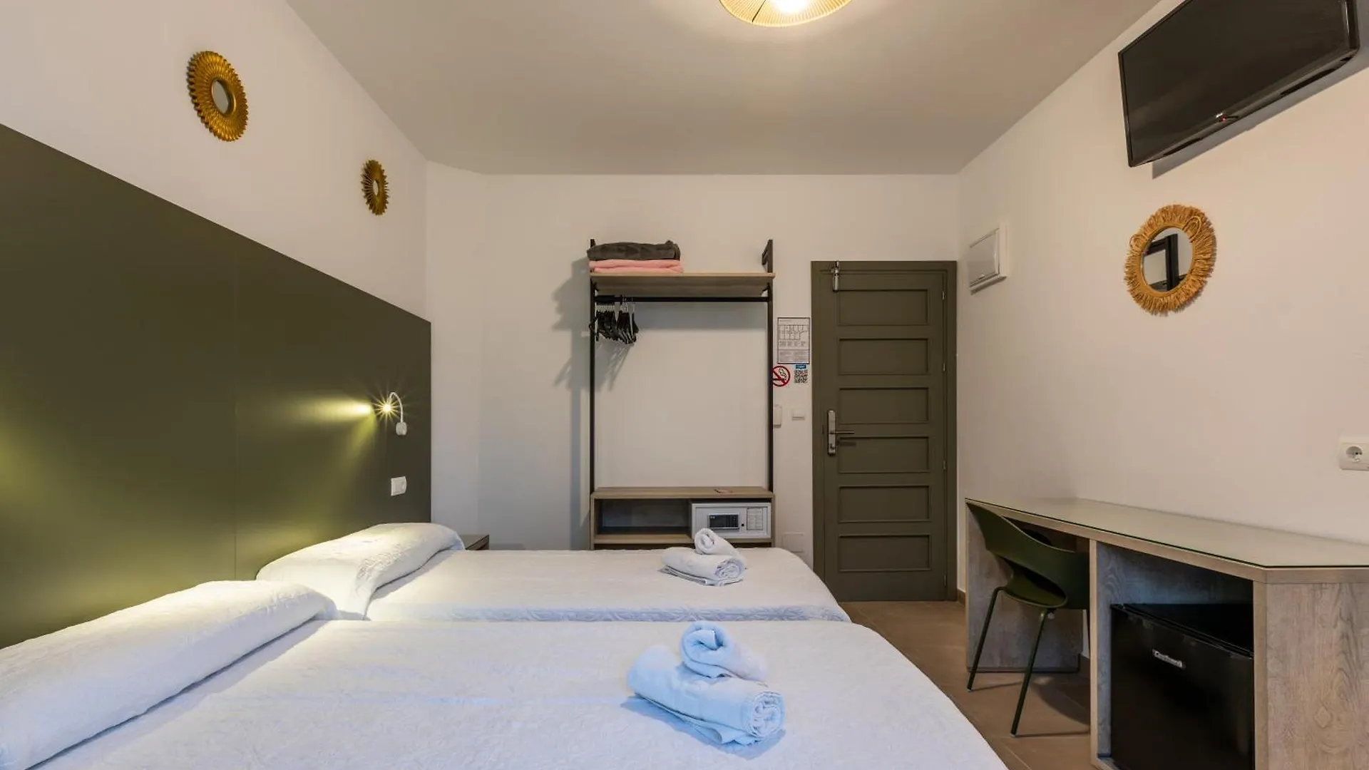 Hostal Alicante San Antonio  San Antonio (Ibiza)