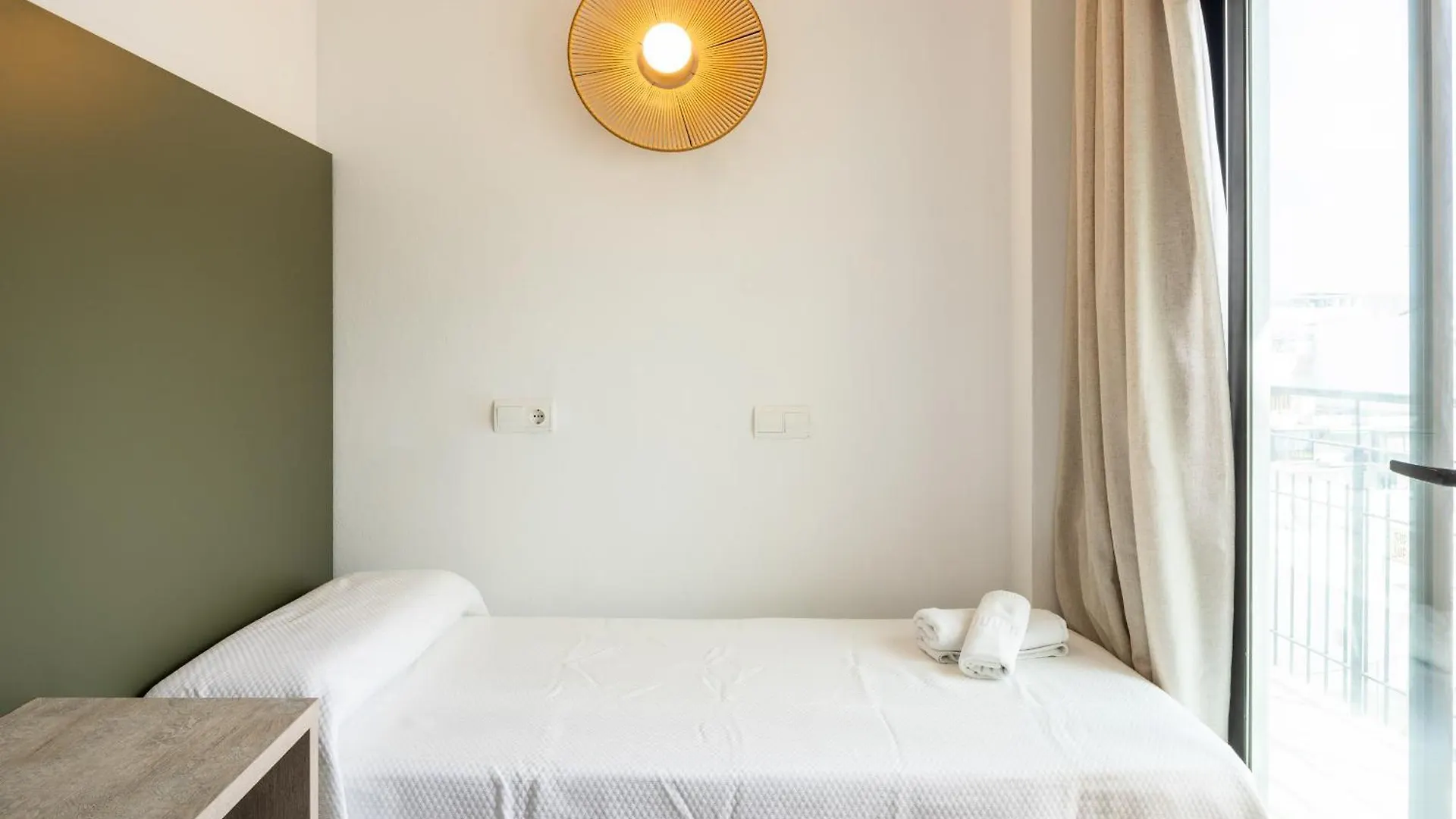 Otel Hostal Alicante Sant Antoni de Portmany